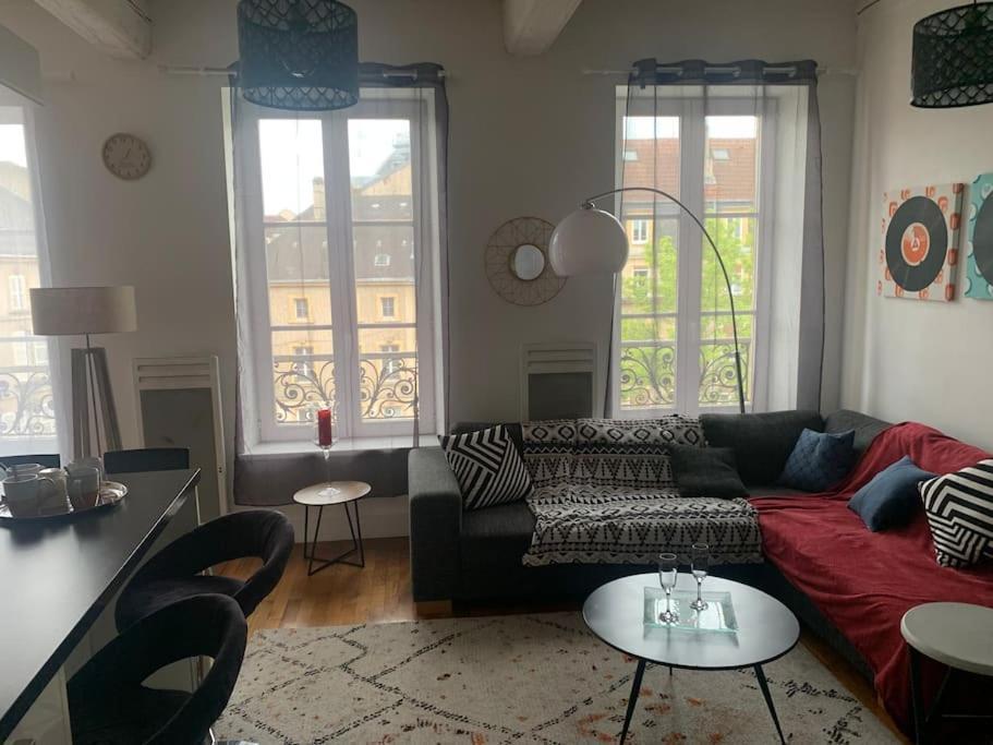 Appartement Duplexcoeur De Ville Mety Exteriér fotografie