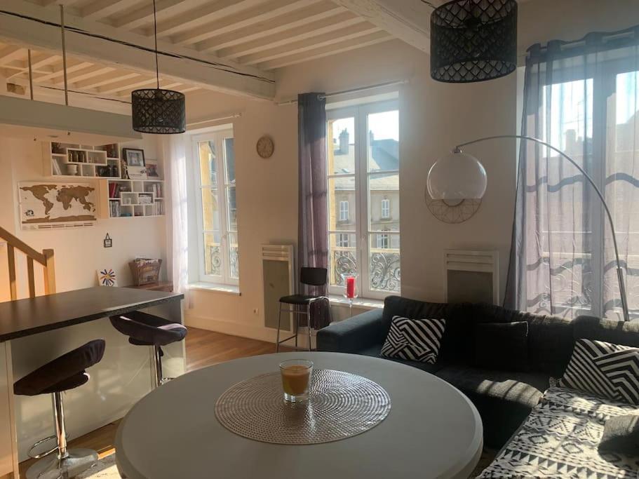Appartement Duplexcoeur De Ville Mety Exteriér fotografie