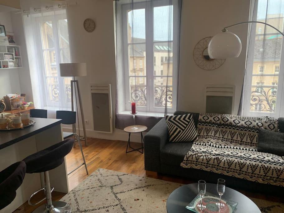Appartement Duplexcoeur De Ville Mety Exteriér fotografie