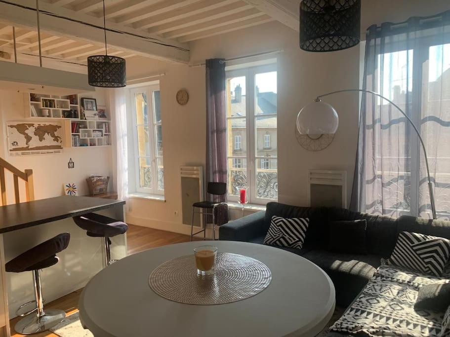Appartement Duplexcoeur De Ville Mety Exteriér fotografie